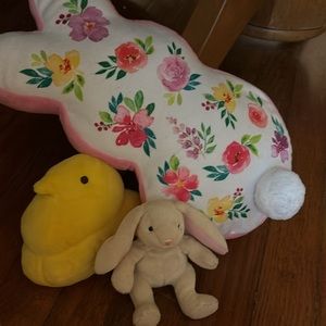 10 Easter items Royal Crown Bunny basket grass eggs banner stuffed animals